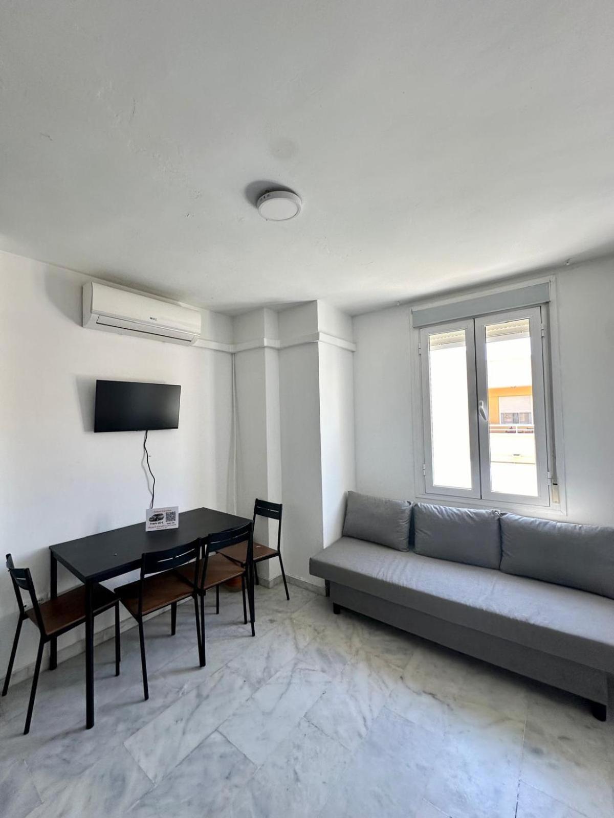 Apartamentos Playa Misericordias Malaga Exterior photo